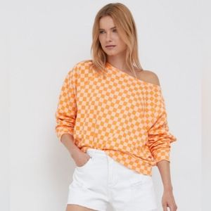 NWT Cozy GAP Orange Checkered wide neck sweatshirt